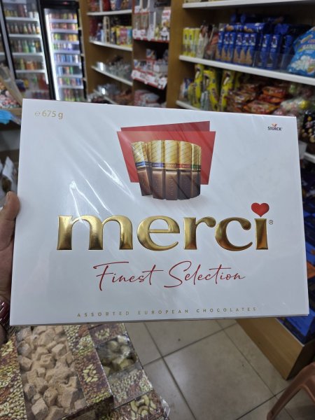 شكلاتة ميرسي merci  (٦٧٥غرام)