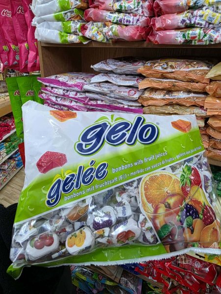 توفة مع رشة سكر